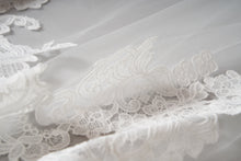 Load image into Gallery viewer, Aspen Veil