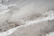 Load image into Gallery viewer, Aspen Veil