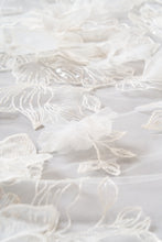 Load image into Gallery viewer, Billie Veil