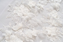 Load image into Gallery viewer, Billie Veil