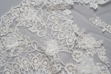 Load image into Gallery viewer, Emmy Veil