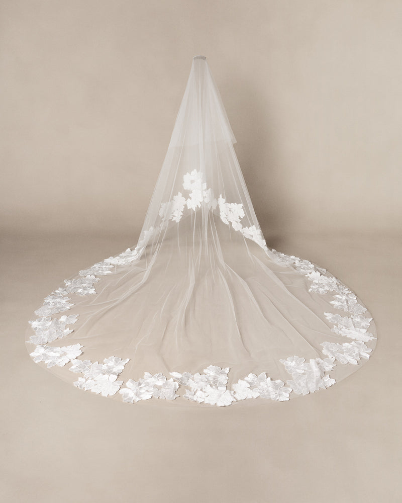 Fiora Veil