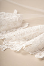 Load image into Gallery viewer, Horizon Veil