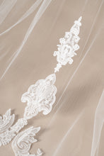 Load image into Gallery viewer, Jenna Veil