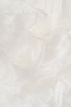 Load image into Gallery viewer, Kendal Veil