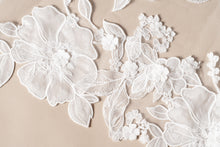 Load image into Gallery viewer, Lane Veil