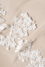 Load image into Gallery viewer, Mabel Veil