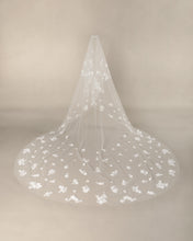 Load image into Gallery viewer, Reverie Veil