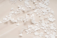 Load image into Gallery viewer, Senna Veil