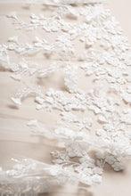 Load image into Gallery viewer, Senna Veil