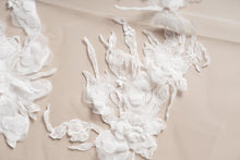 Load image into Gallery viewer, Flora Veil