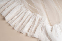 Load image into Gallery viewer, Tulipe Veil