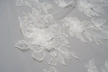 Load image into Gallery viewer, Serena Veil