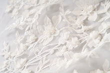 Load image into Gallery viewer, Rhea Veil