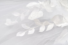 Load image into Gallery viewer, Alice Veil