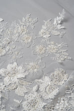 Load image into Gallery viewer, Charli Veil