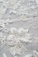 Load image into Gallery viewer, Charli Veil