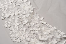 Load image into Gallery viewer, Delanie Veil