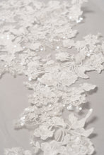 Load image into Gallery viewer, Ellie Veil