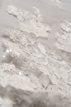 Load image into Gallery viewer, Ellie Veil