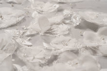 Load image into Gallery viewer, Emily Veil