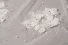 Load image into Gallery viewer, Emily Veil