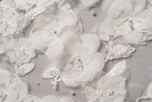 Load image into Gallery viewer, Emily Veil