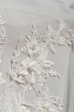 Load image into Gallery viewer, Fiona Veil