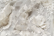 Load image into Gallery viewer, Gabriella Veil