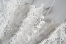 Load image into Gallery viewer, Heidi Veil