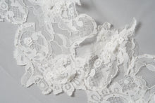 Load image into Gallery viewer, Heidi Veil