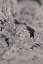 Load image into Gallery viewer, Woolf Veil