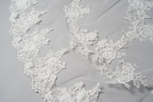 Load image into Gallery viewer, Vivian Veil