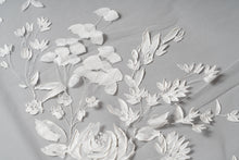 Load image into Gallery viewer, Bouquet Veil
