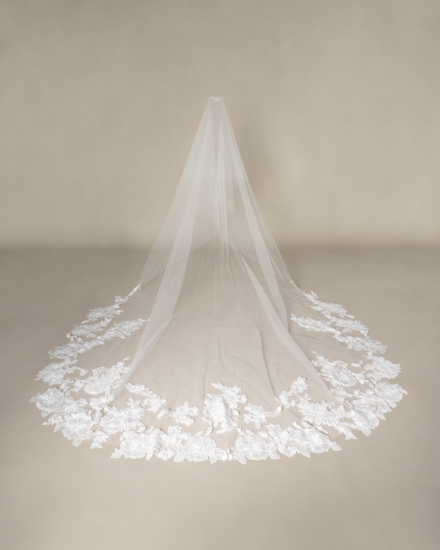 Lane Veil