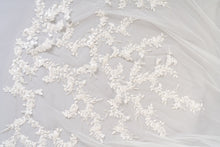 Load image into Gallery viewer, Lilac Veil
