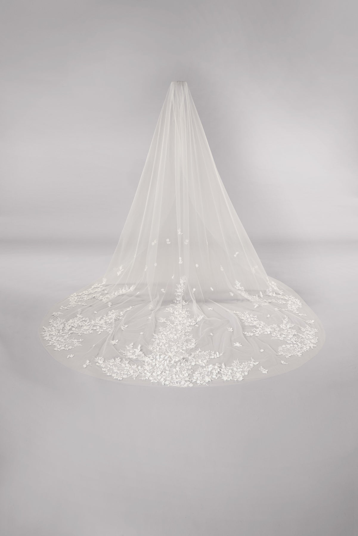 Rhea Veil