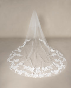 Zay Veil