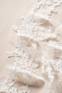 Zay Veil