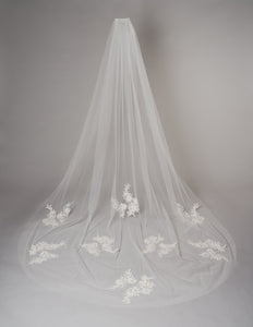 Fiona Veil