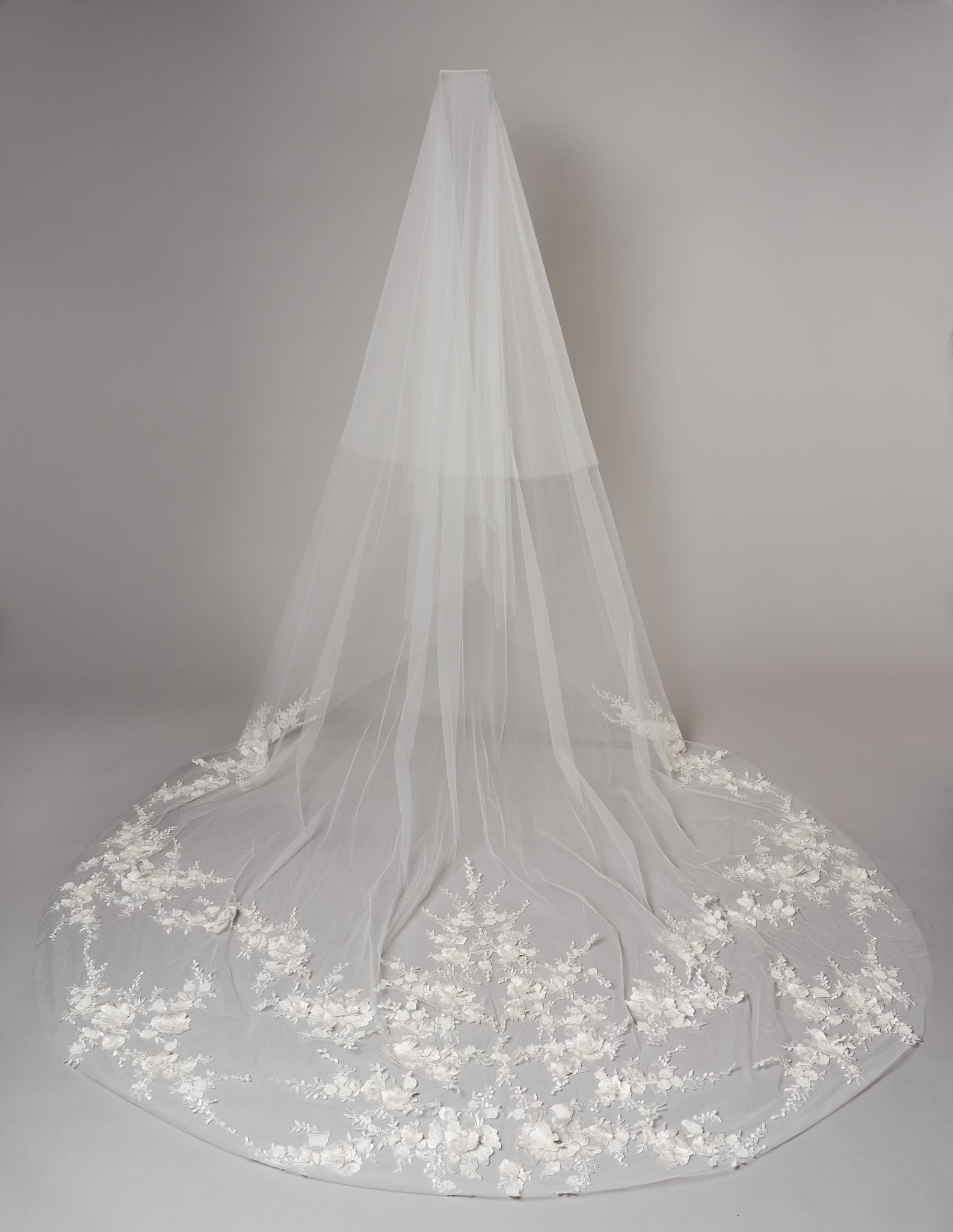 Gabriela Veil | Silk Ivory Veil