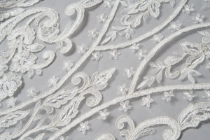 Kinsley Veil