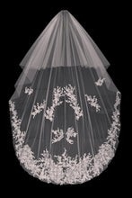 Load image into Gallery viewer, Woolf Veil
