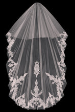 Load image into Gallery viewer, Zadye Veil
